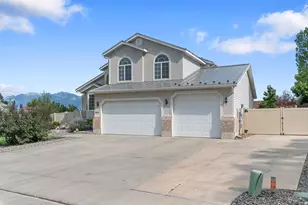 5015 W Rock Ridge Ln, West Jordan, UT 84081 - Photo 2