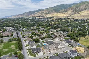 648 W Hidden Farm Dr, Farmington, UT 84025 - Photo 38