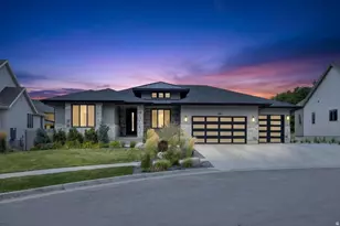 648 W Hidden Farm Dr, Farmington, UT 84025 - Photo 1