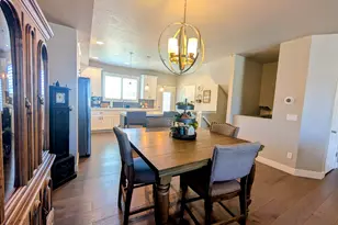 28 E Yellow Cliff Dr S, Draper, UT 84020 - Photo 8