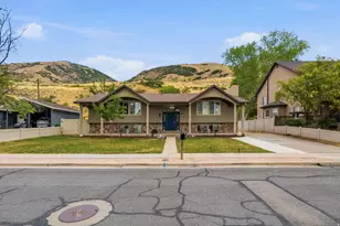 637 S 850 E, Centerville, UT 84014 - Photo 2