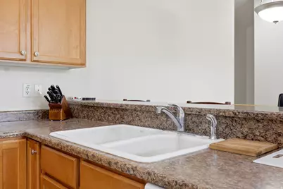 703 Buckingham Dr, North Salt Lake, UT 84054 - Photo 8
