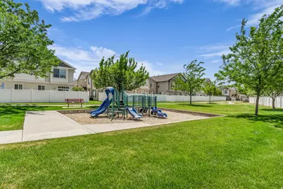 703 Buckingham Dr, North Salt Lake, UT 84054 - Photo 24