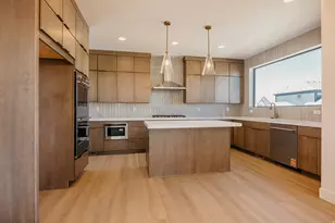 944 S Cloverfield Ct, Heber City, UT 84032 - Photo 2
