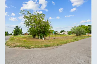 74 W Center, Spring City, UT 84662 - Photo 10