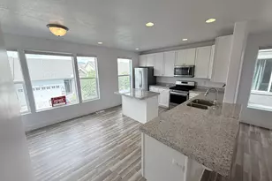 1818 W Torlundy Dr, Riverton, UT 84065 - Photo 4