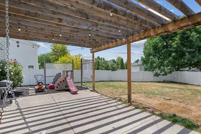 2028 S 875 E, Clearfield, UT 84015 - Photo 30