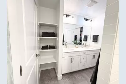 4604 W Wilson Peak Ln, Herriman, UT 84096 - Photo 36
