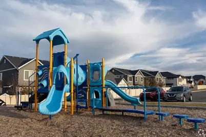 4604 W Wilson Peak Ln, Herriman, UT 84096 - Photo 2