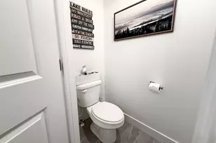 4604 W Wilson Peak Ln, Herriman, UT 84096 - Photo 38