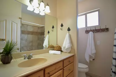 2320 E View Dr, South Weber, UT 84405 - Photo 24