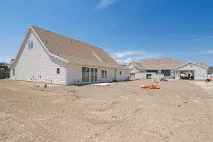 3847 S Newfarm Way W, Bluffdale, UT 84065 - Photo 96