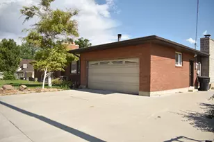 60 E 200 N, Castle Dale, UT 84513 - Photo 4