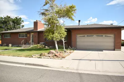 60 E 200 N, Castle Dale, UT 84513 - Photo 2