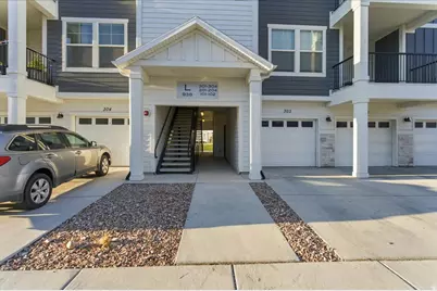 938 W Coral Charm Way #L202, Saratoga Springs, UT 84045 - Photo 2