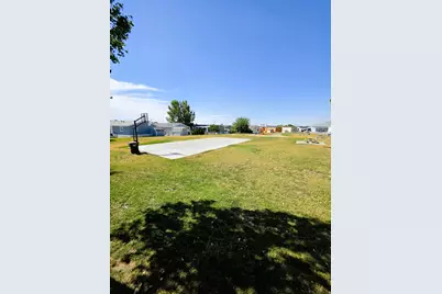 1604 N 180 E, Tooele, UT 84074 - Photo 14