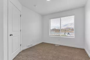 1218 N 275 E, Harrisville, UT 84404 - Photo 4