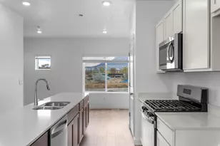 1218 N 275 E, Harrisville, UT 84404 - Photo 8