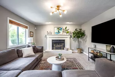 2398 E Willow Hills Dr, Sandy, UT 84093 - Photo 8