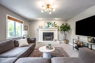 2398 E Willow Hills Dr, Sandy, UT 84093 - Photo 8