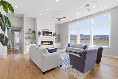 21 Pier Pl, Stansbury Park, UT 84074 - Photo 10
