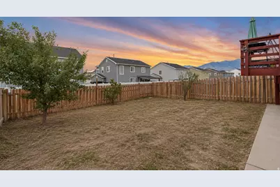268 Alfred Dr, Tooele, UT 84074 - Photo 6