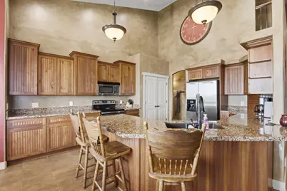 2567 W Rim Rock Dr, Stockton, UT 84071 - Photo 10