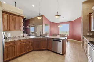 2567 W Rim Rock Dr, Stockton, UT 84071 - Photo 8