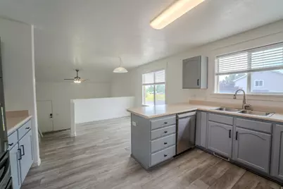 1656 S 450 W, Lehi, UT 84043 - Photo 6