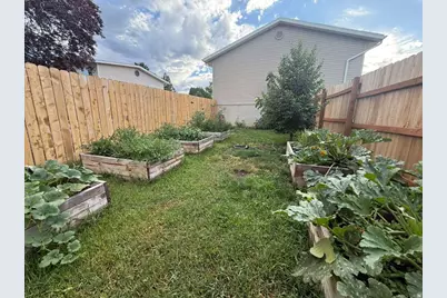 6527 W 3880 S, West Valley, UT 84128 - Photo 14