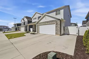 3382 S Claire Ave, Syracuse, UT 84075 - Photo 2