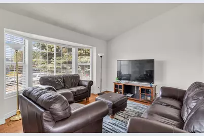 5635 W Walnut Cir, Salt Lake City, UT 84118 - Photo 4