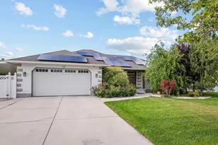 1366 W Palmer Ln, South Jordan, UT 84095 - Photo 2