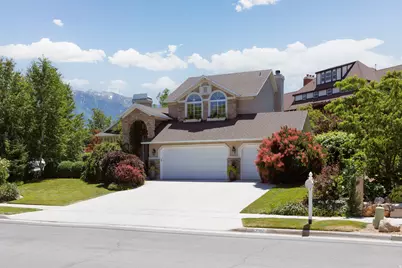 2050 E Johnstone Dr, Sandy, UT 84093 - Photo 2