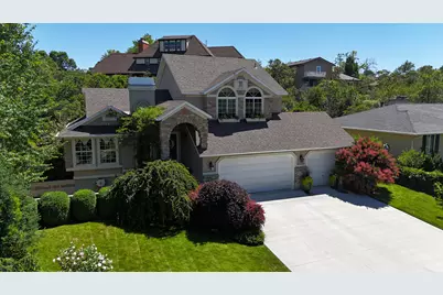 2050 E Johnstone Dr, Sandy, UT 84093 - Photo 44