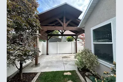 1909 N 690 W, West Bountiful, UT 84087 - Photo 30
