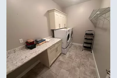 1909 N 690 W, West Bountiful, UT 84087 - Photo 18