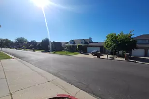 2255 E Sunset Dr, Layton, UT 84040 - Photo 32