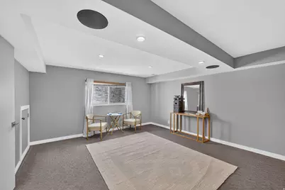 3989 S 2250 E, Holladay, UT 84124 - Photo 26
