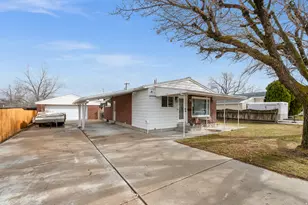 8628 W Helen Dr, Magna, UT 84044 - Photo 24