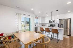 2432 W 3200 S, Syracuse, UT 84075 - Photo 4