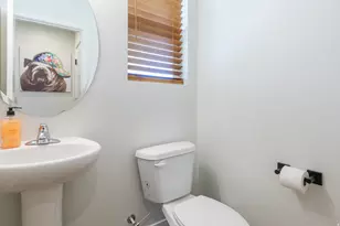 2432 W 3200 S, Syracuse, UT 84075 - Photo 12
