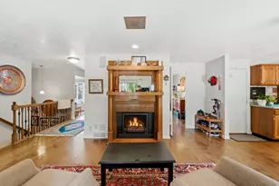 632 E 3550 S, Bountiful, UT 84010 - Photo 8