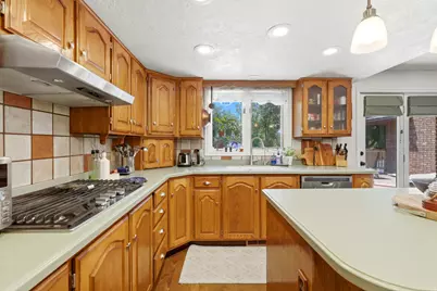 632 E 3550 S, Bountiful, UT 84010 - Photo 4
