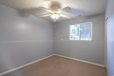 361 N 2660 E, Saint George, UT 84790 - Photo 36