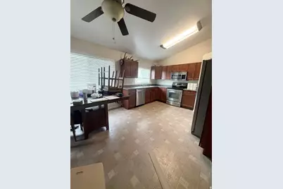 3995 S 4050 W, West Valley, UT 84120 - Photo 4