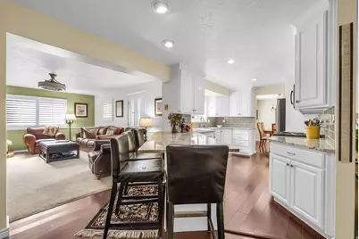 6653 S Guntherwoods Ln, Cottonwood Heights, UT 84121 - Photo 14