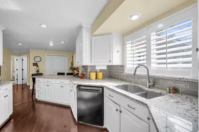 6653 S Guntherwoods Ln, Cottonwood Heights, UT 84121 - Photo 12