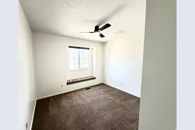 2239 N 1125 E, Layton, UT 84040 - Photo 16