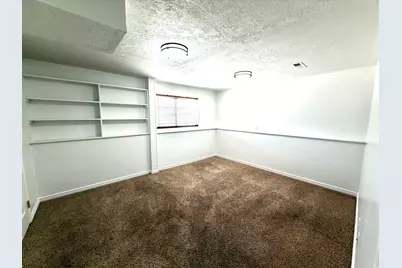 2239 N 1125 E, Layton, UT 84040 - Photo 12